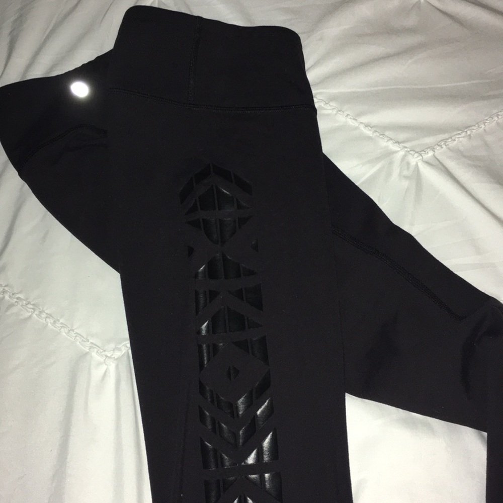 LuluLemon tribal pattern leggings